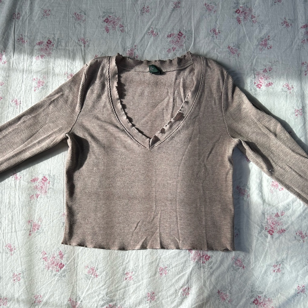 Wild Fable Long Sleeve Waffle V Neck Shirt